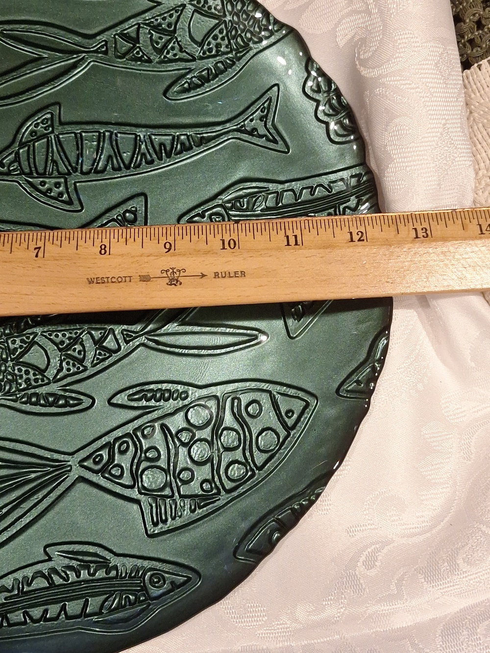 Green Fish Pattern Glass Plate - Decorative Serveware Very Delailed - Picture 2 of 3